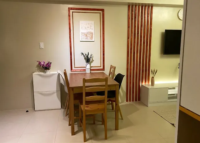 Apartment Elegant Bgc With View