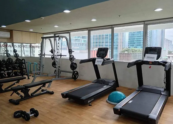 Apartment Elegant Bgc With View *