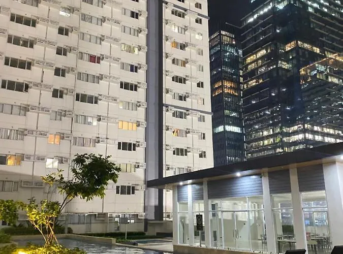 Apartment Elegant Bgc With View *