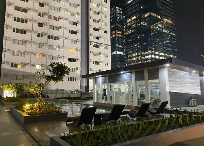 Elegant Bgc With View *
