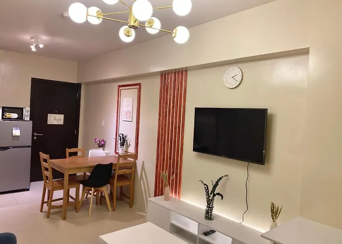 Elegant Bgc With View *
