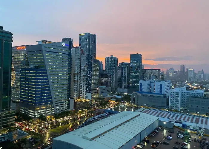 Elegant Bgc With View Apartment *